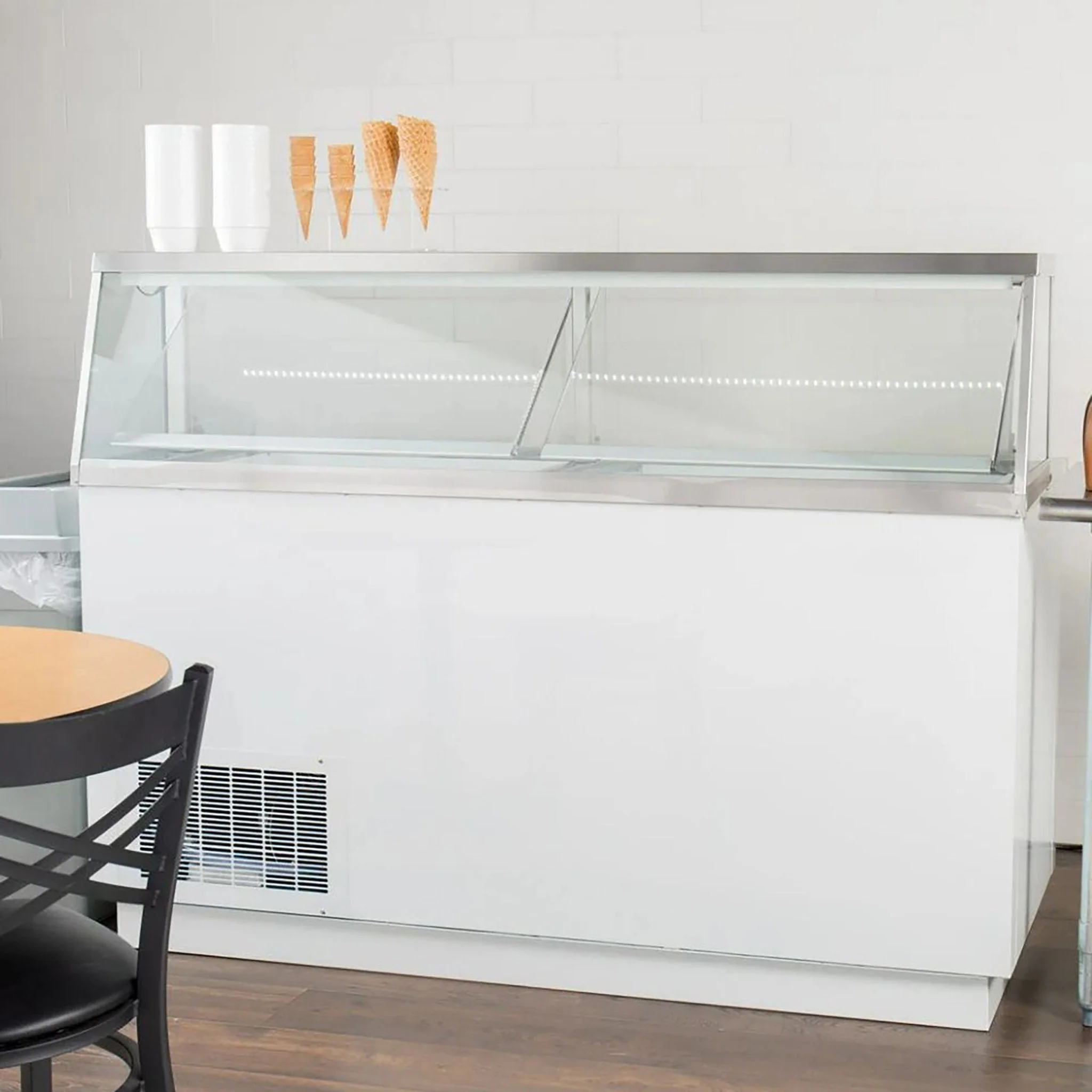 Nordic Air IDF-68 Commercial 68" Ice Cream Dipping Freezer - 12 Tub Capacity - Image 7