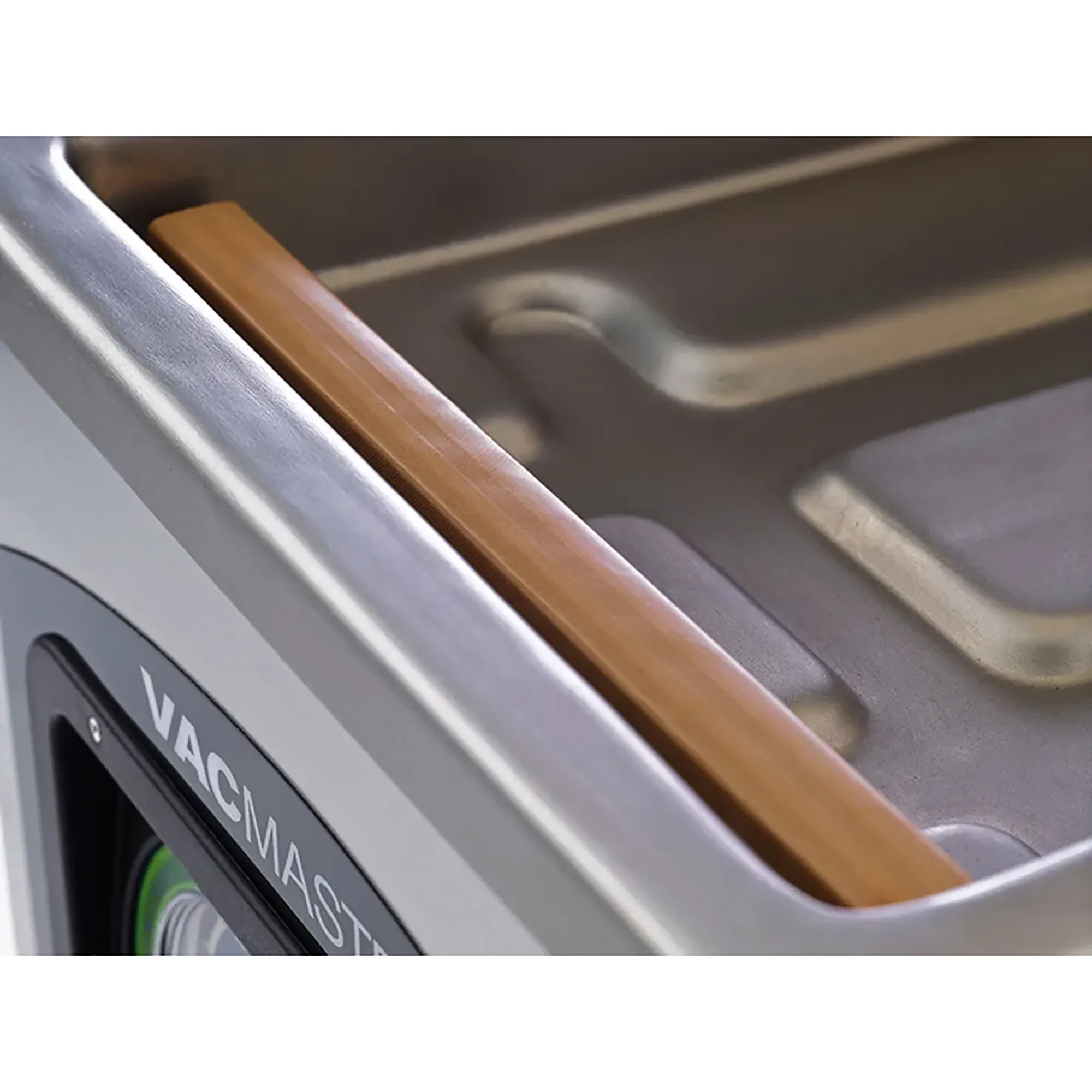 VacMaster VP210 Chamber Vacuum Sealing/Packaging Machine - Image 4